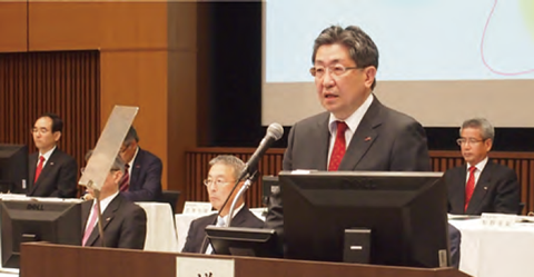 President Hirozumi Sone giving a briefing at the Ordinary General Meeting of Shareholders
