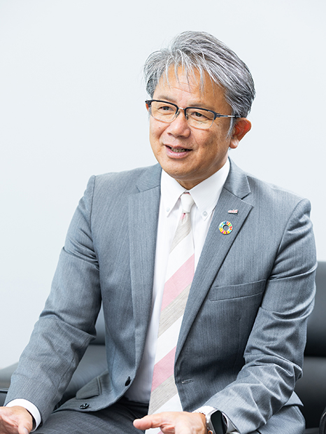 工业自动化 公司社长 执行役员常务 五十岚 贵志