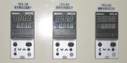 液面や圧力などを計測する調節計