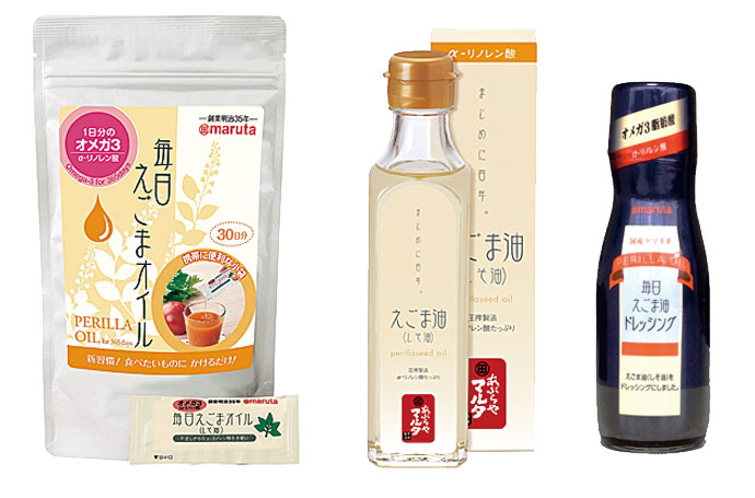 太田油脂が販売する健康志向で話題の商品。左から「毎日えごまオイル」「えごま油（しそ油）」「国産タマネギ毎日えごま油ドレッシング」