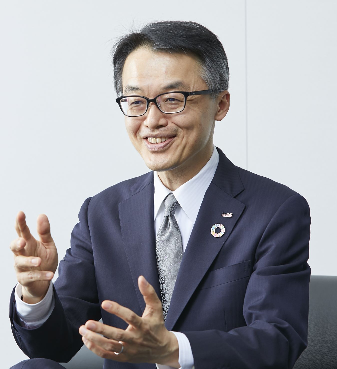 アズビル　山本社長